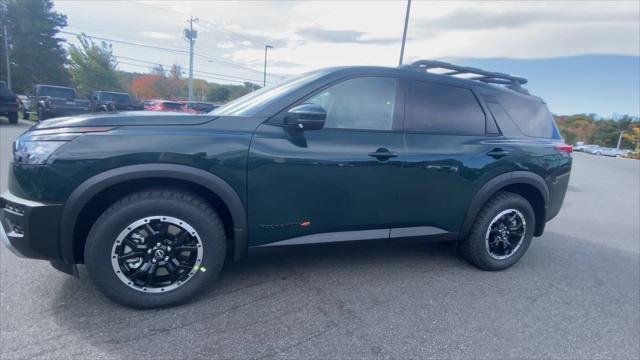 new 2024 Nissan Pathfinder car, priced at $40,978