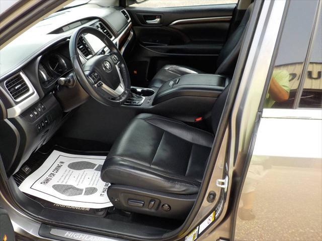 used 2015 Toyota Highlander car, priced at $19,900