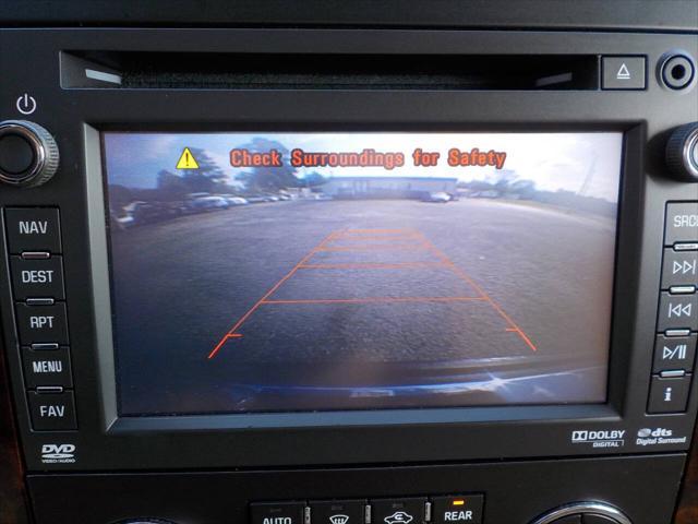 used 2014 GMC Yukon XL car, priced at $15,900