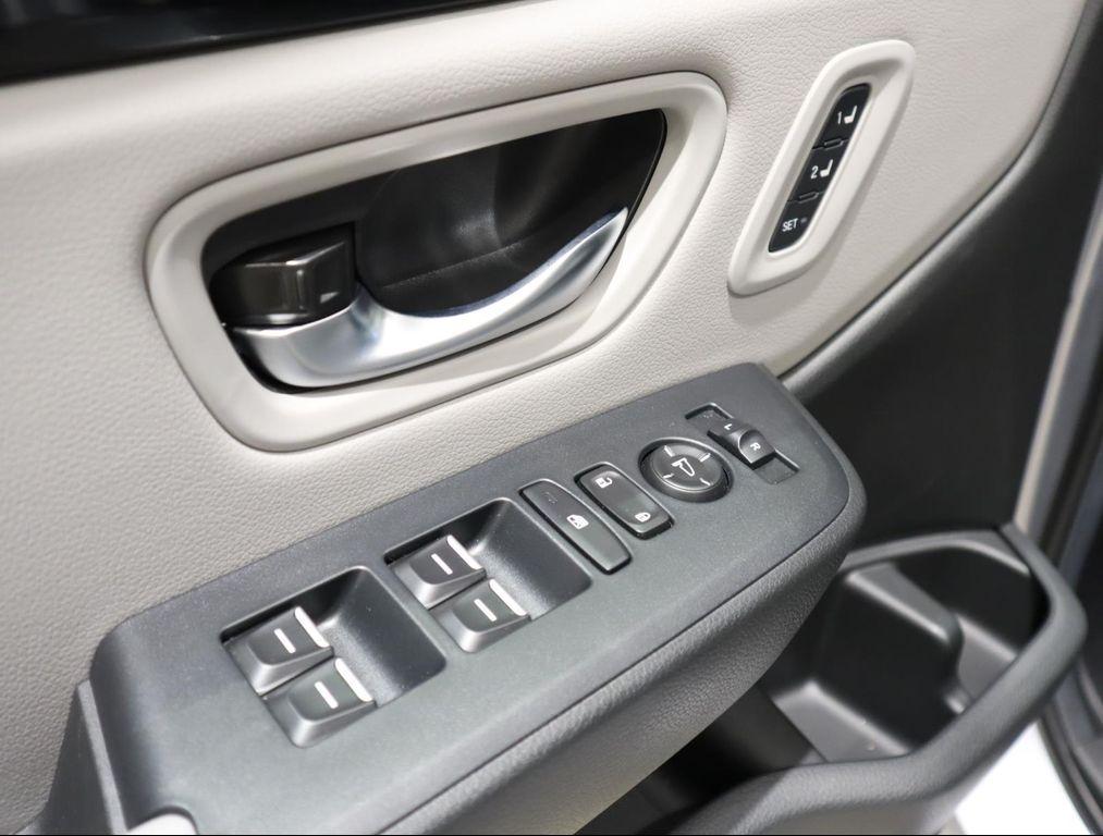 used 2024 Honda Pilot car, priced at $36,490