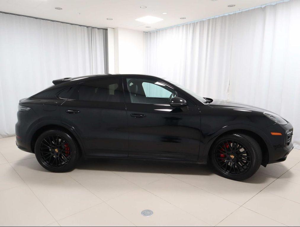 used 2022 Porsche Cayenne car, priced at $87,690