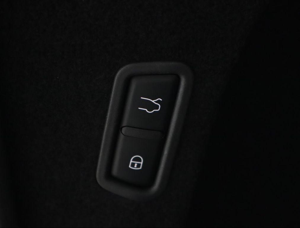 used 2022 Maserati Levante car