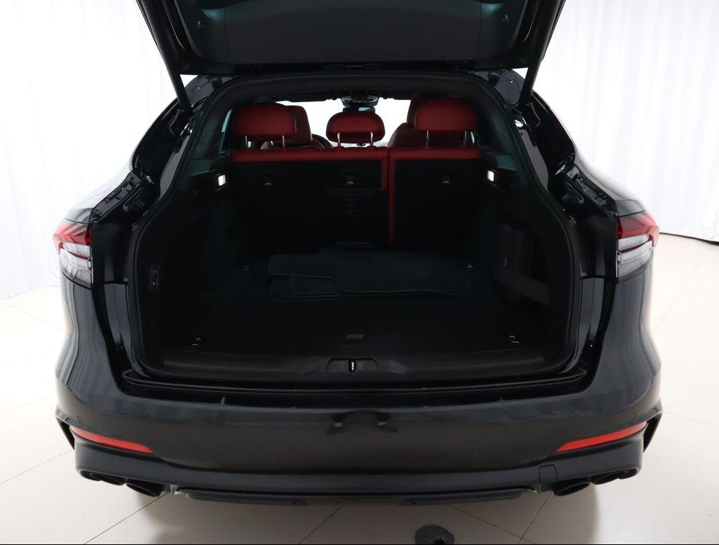 used 2022 Maserati Levante car