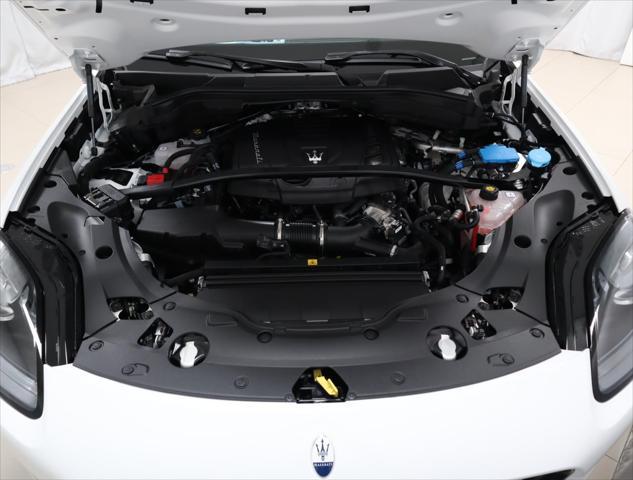 new 2025 Maserati Grecale car, priced at $82,085