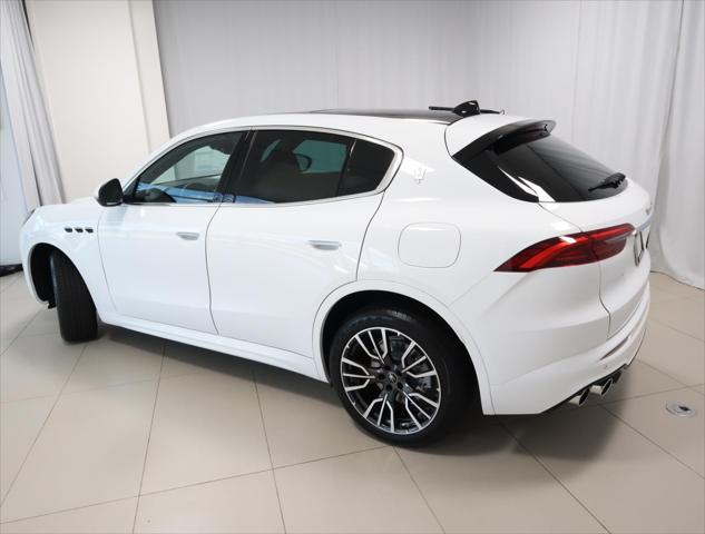 new 2025 Maserati Grecale car, priced at $82,085