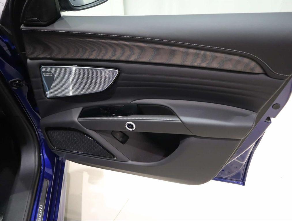 new 2025 Maserati Grecale car, priced at $87,115