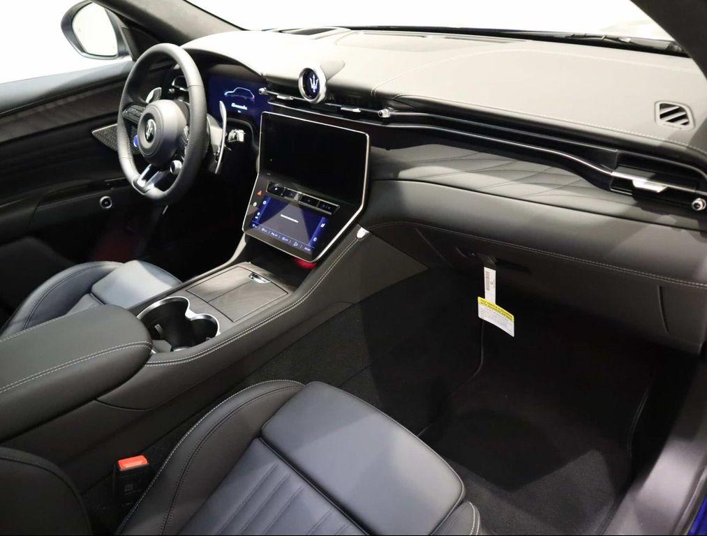 new 2025 Maserati Grecale car, priced at $87,115
