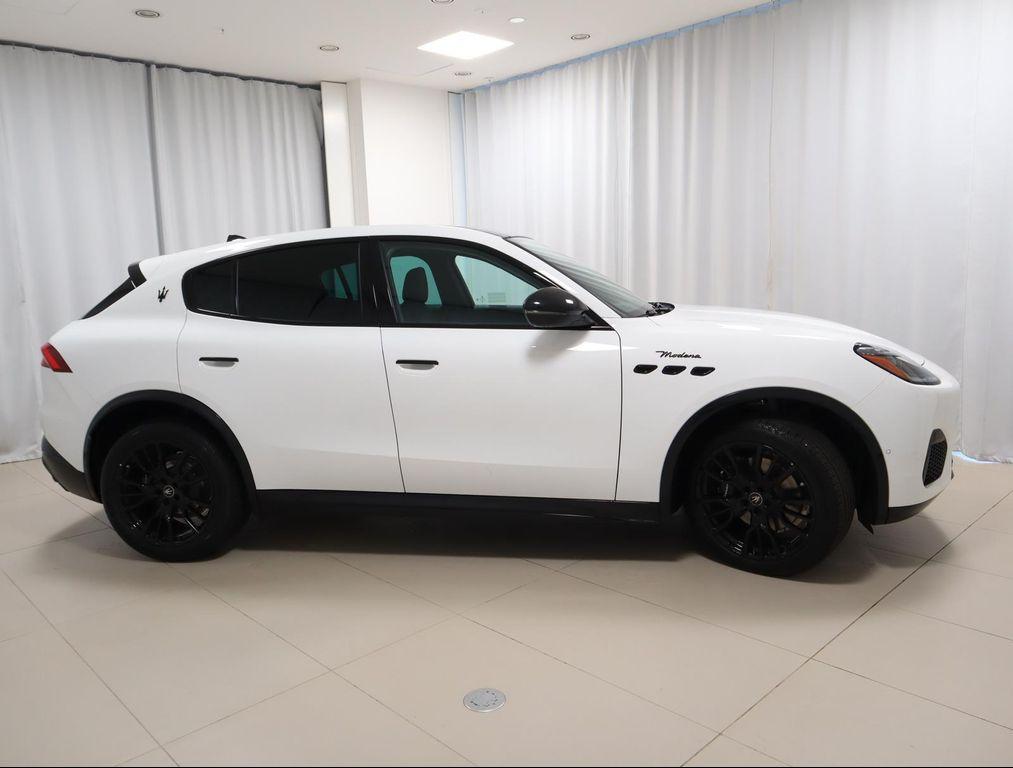 new 2025 Maserati Grecale car, priced at $73,795