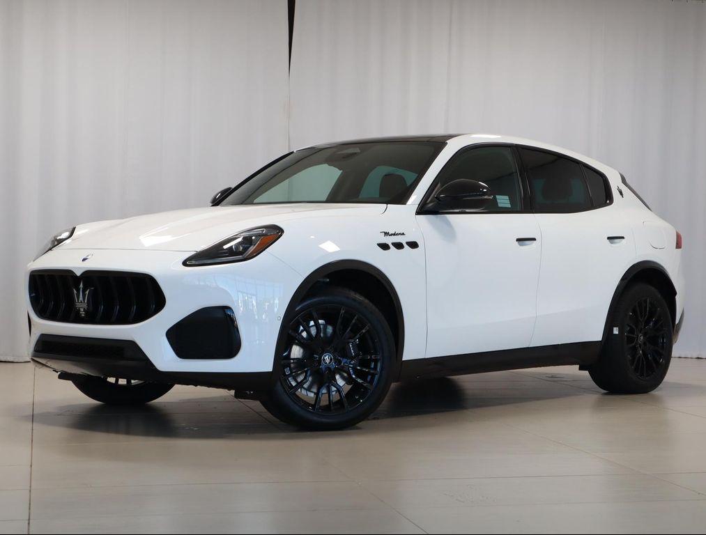 new 2025 Maserati Grecale car, priced at $78,425