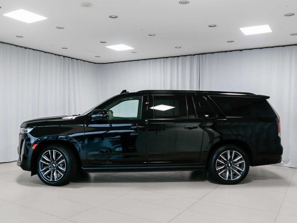 used 2023 Cadillac Escalade ESV car, priced at $78,990