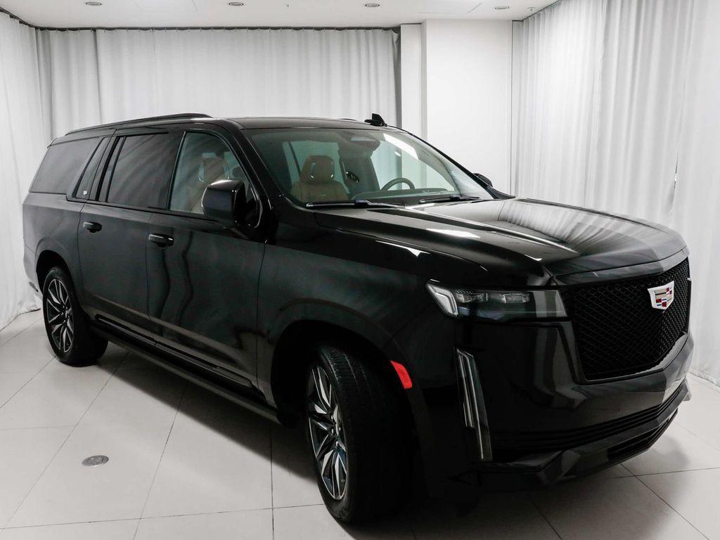 used 2023 Cadillac Escalade ESV car, priced at $78,990