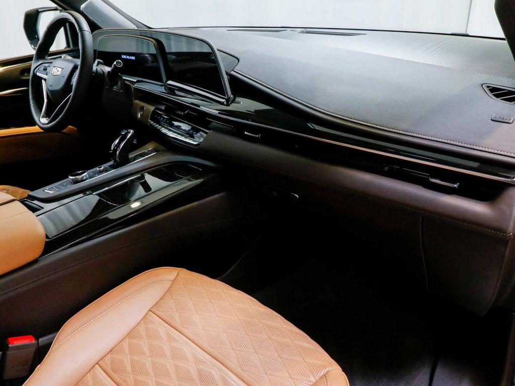 used 2023 Cadillac Escalade ESV car, priced at $78,990