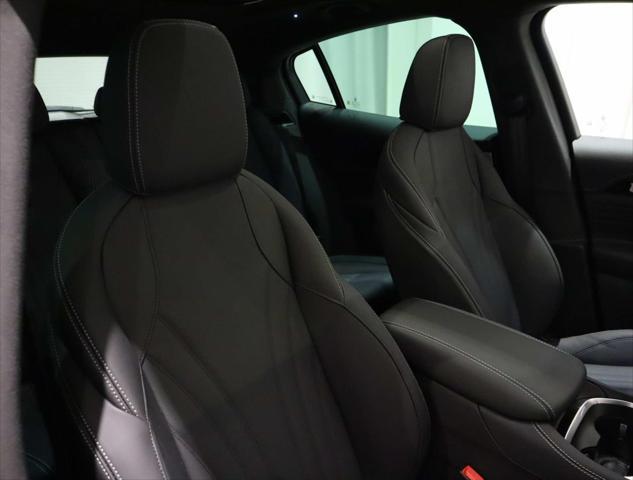 new 2025 Maserati Grecale car, priced at $98,505