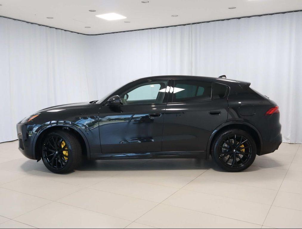 new 2025 Maserati Grecale car, priced at $98,505