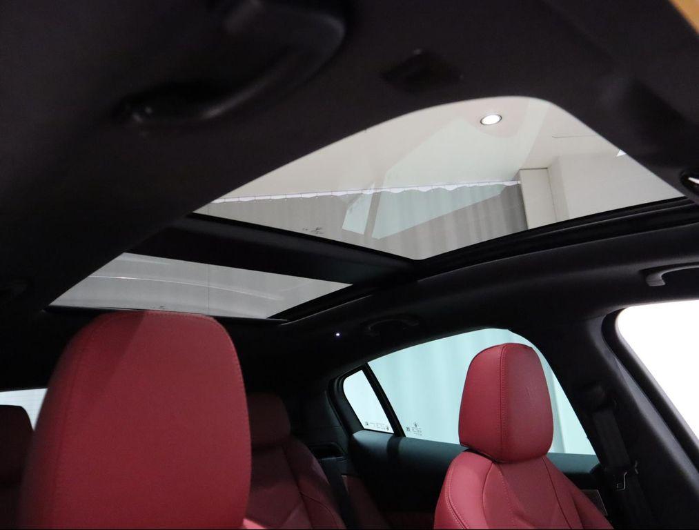 new 2025 Maserati Grecale car, priced at $105,695