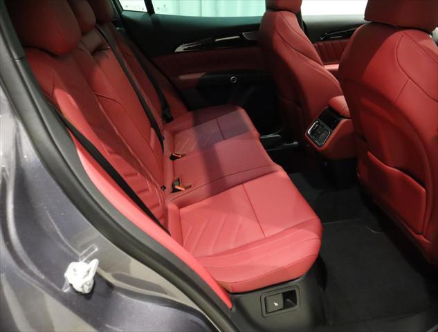 new 2025 Maserati Grecale car, priced at $105,695