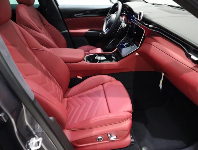 new 2025 Maserati Grecale car, priced at $105,695