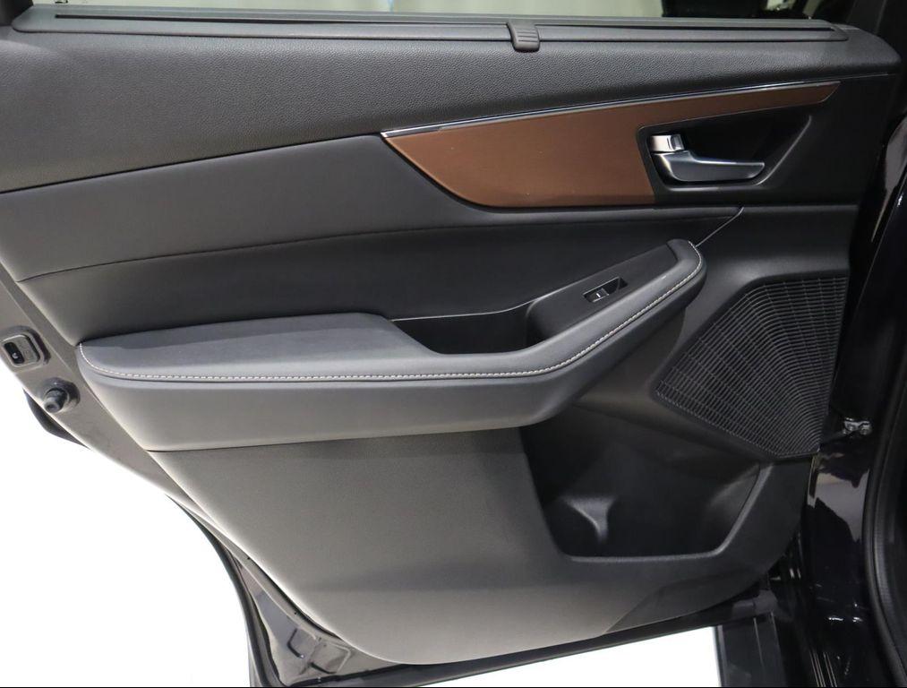 used 2022 Acura MDX car, priced at $33,990
