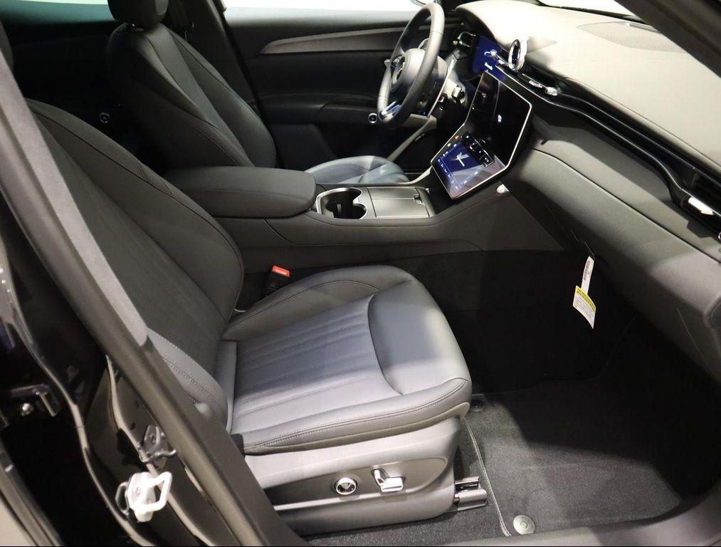 new 2024 Maserati Grecale car, priced at $60,637