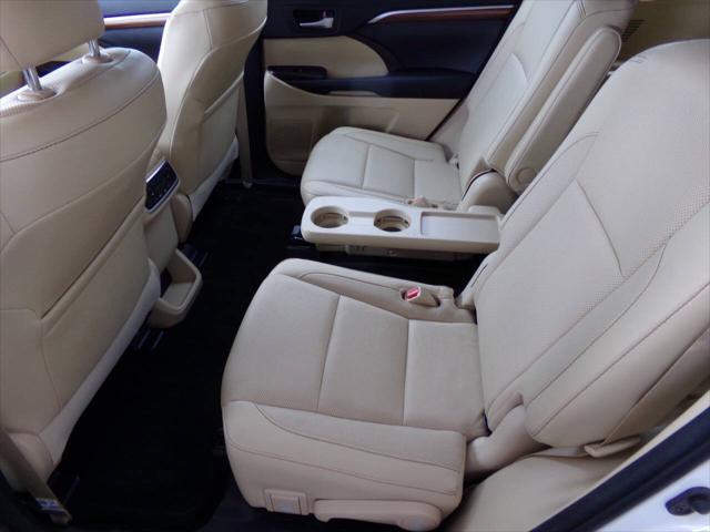 used 2018 Toyota Highlander car, priced at $21,995