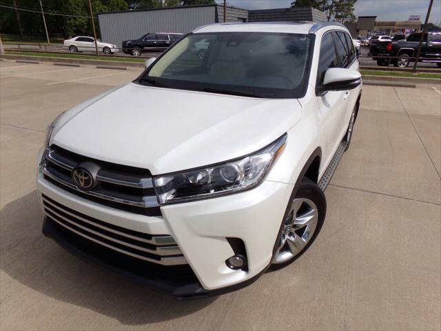 used 2018 Toyota Highlander car, priced at $21,995