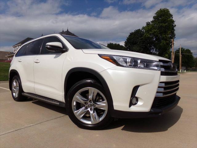 used 2018 Toyota Highlander car, priced at $21,995