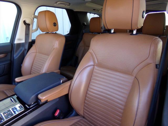 used 2019 Land Rover Discovery car, priced at $23,995