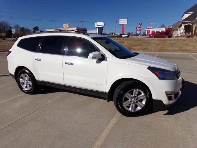 used 2014 Chevrolet Traverse car, priced at $9,995