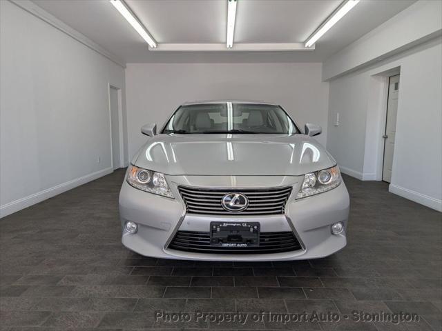 used 2013 Lexus ES 350 car, priced at $19,995