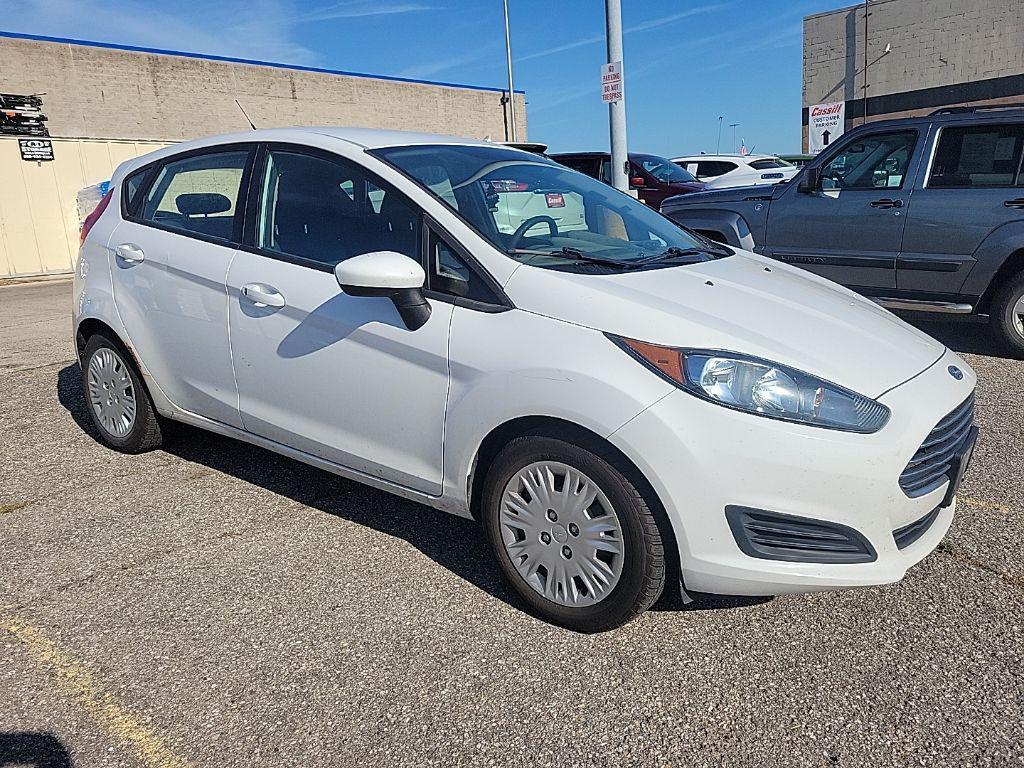 used 2014 Ford Fiesta car