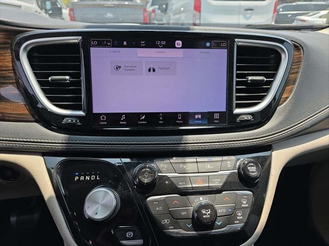 used 2022 Chrysler Pacifica Hybrid car, priced at $28,572