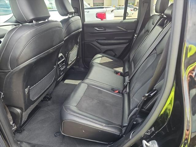 used 2024 Jeep Grand Cherokee car, priced at $37,991