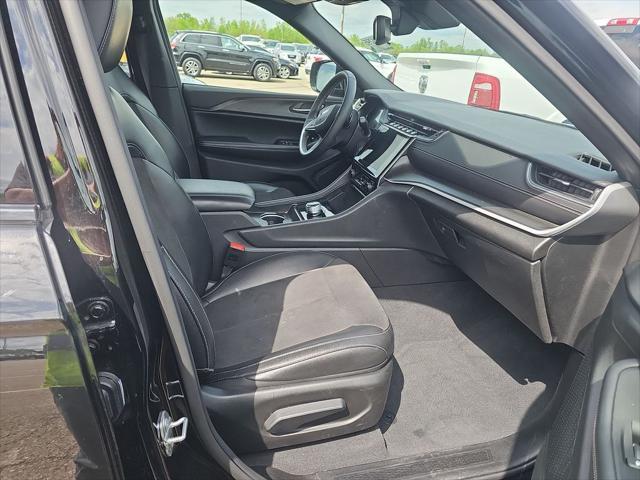 used 2024 Jeep Grand Cherokee car, priced at $37,991