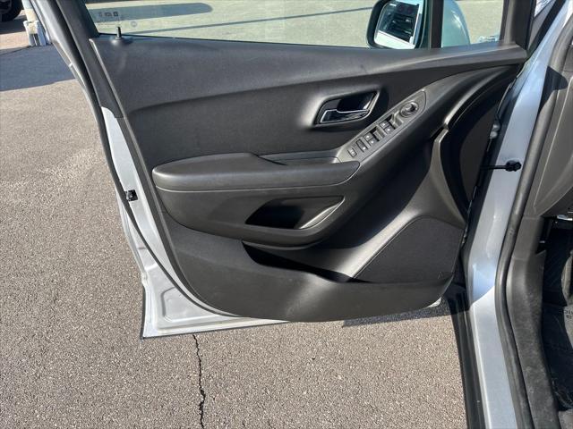 used 2020 Chevrolet Trax car, priced at $15,977