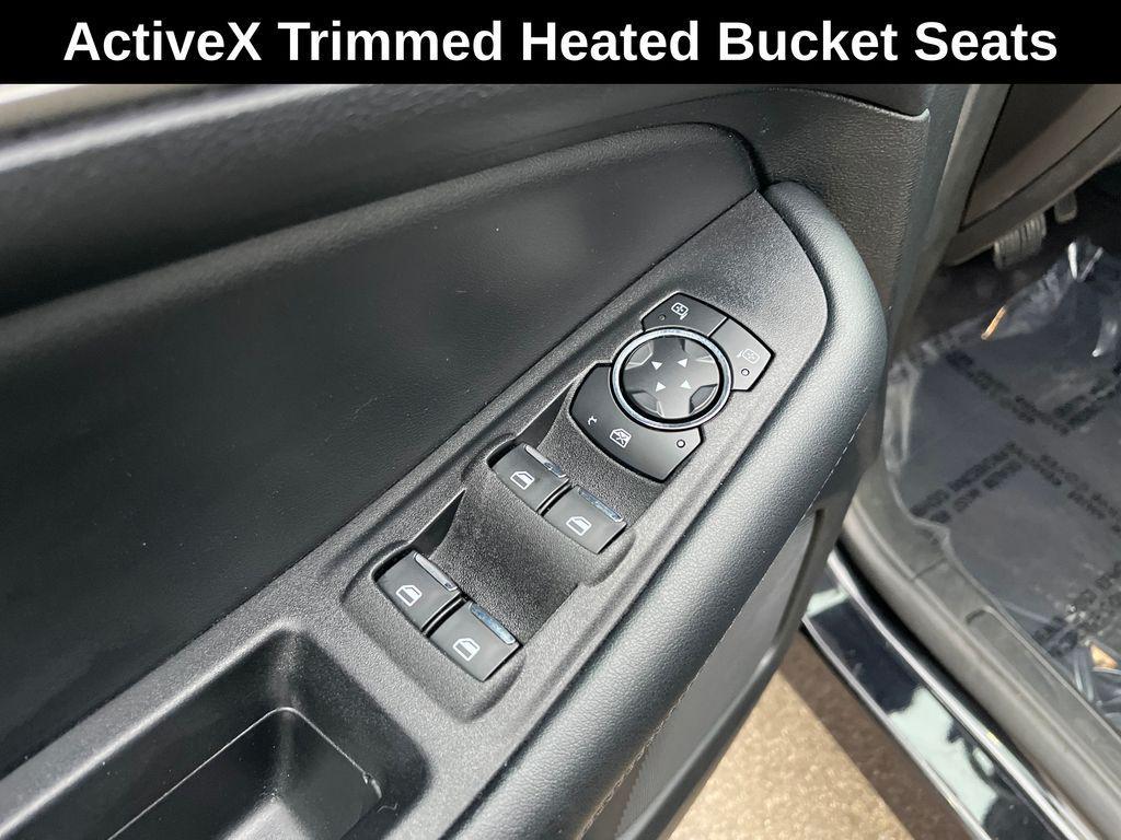 used 2024 Ford Edge car, priced at $29,274