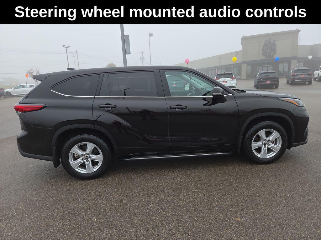 used 2022 Toyota Highlander car, priced at $29,870