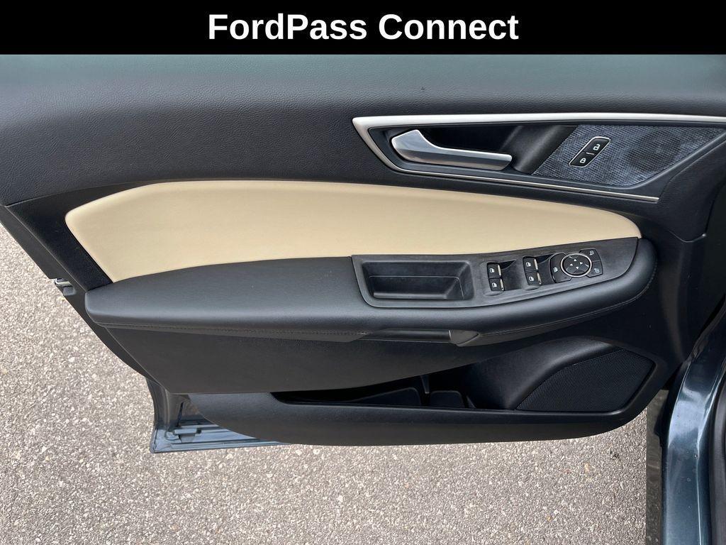 used 2022 Ford Edge car, priced at $26,191