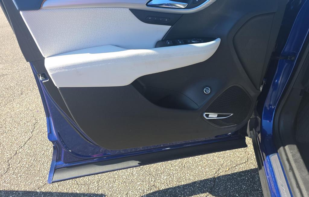 used 2025 Buick Envision car