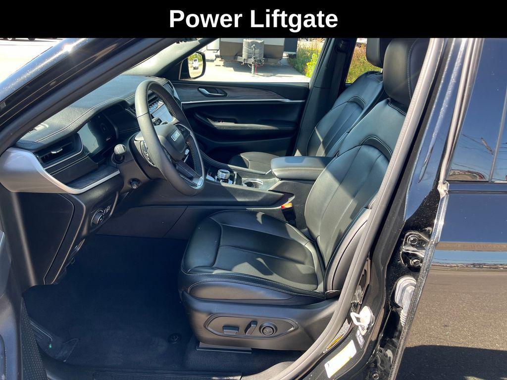 used 2024 Jeep Grand Cherokee L car, priced at $32,079