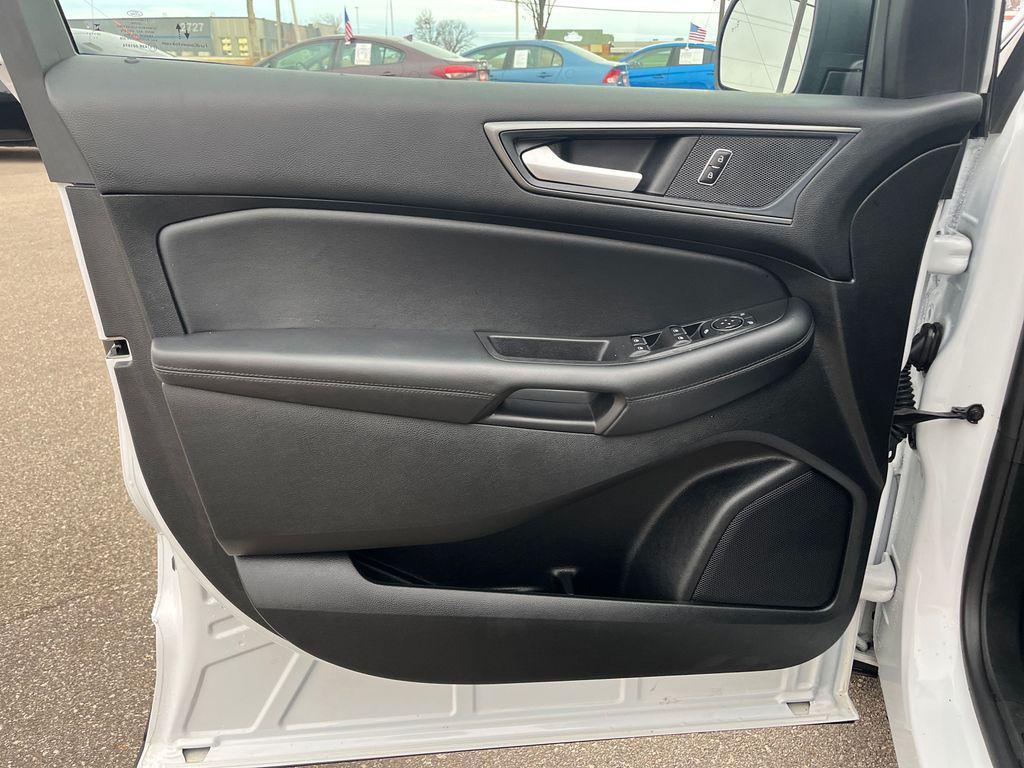 used 2024 Ford Edge car, priced at $24,945