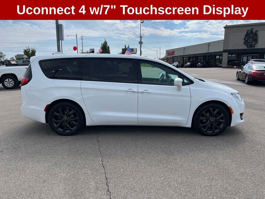 used 2018 Chrysler Pacifica car, priced at $11,990