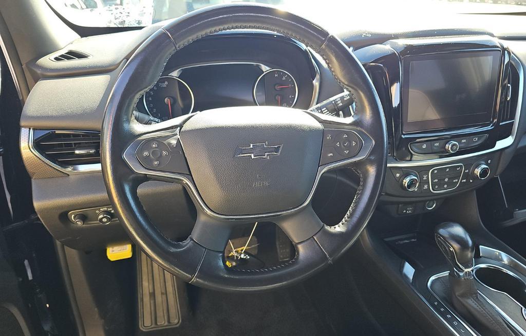 used 2022 Chevrolet Traverse car, priced at $38,337