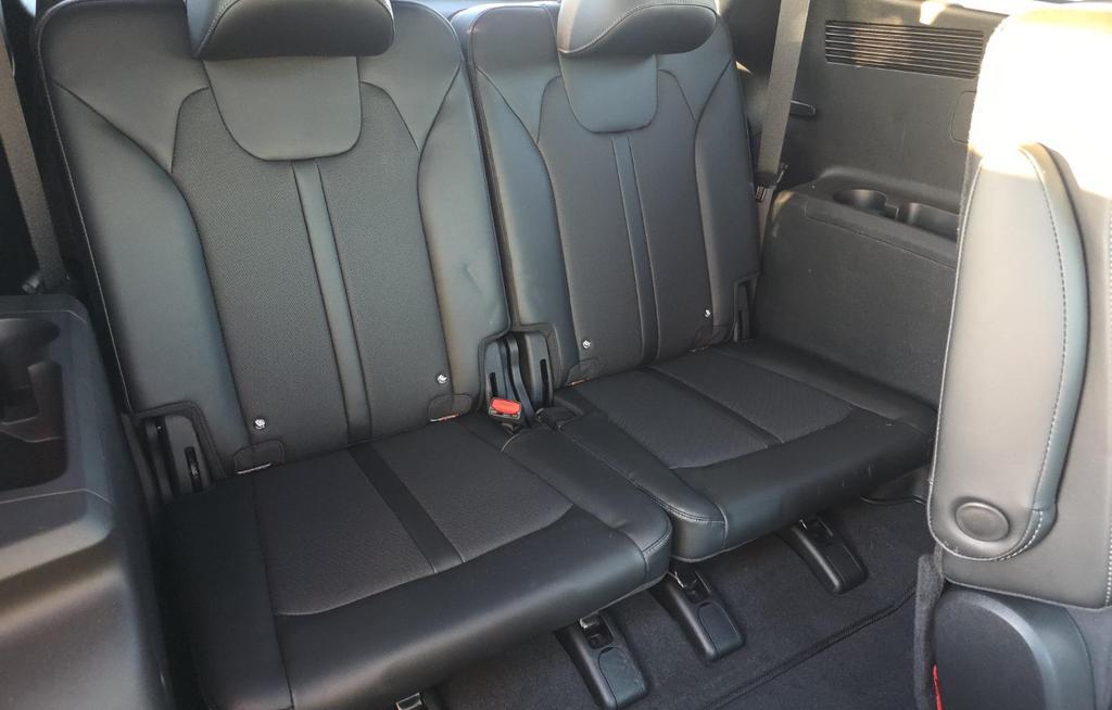 used 2024 Kia Sorento car, priced at $36,551