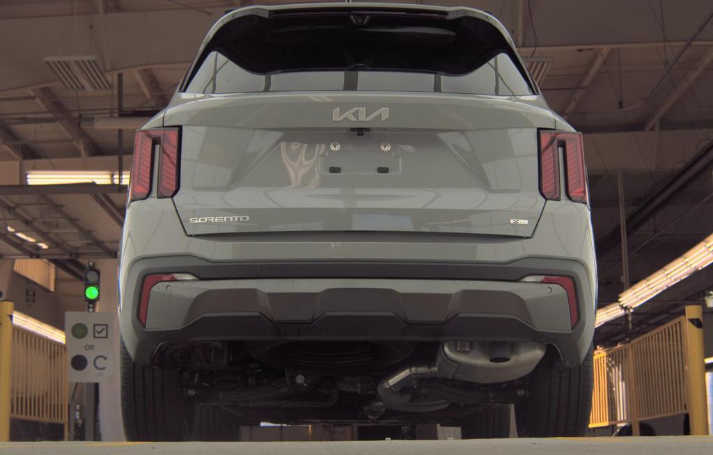 used 2024 Kia Sorento car, priced at $36,551