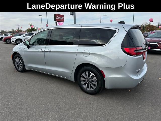 used 2024 Chrysler Pacifica Hybrid car, priced at $37,958