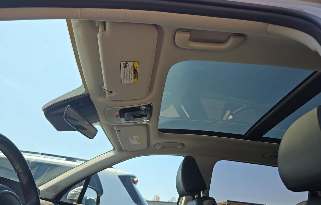 used 2025 Kia Sorento car, priced at $29,374