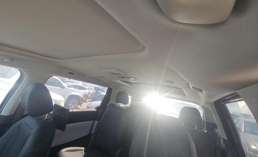 used 2024 Kia Carnival car, priced at $44,721