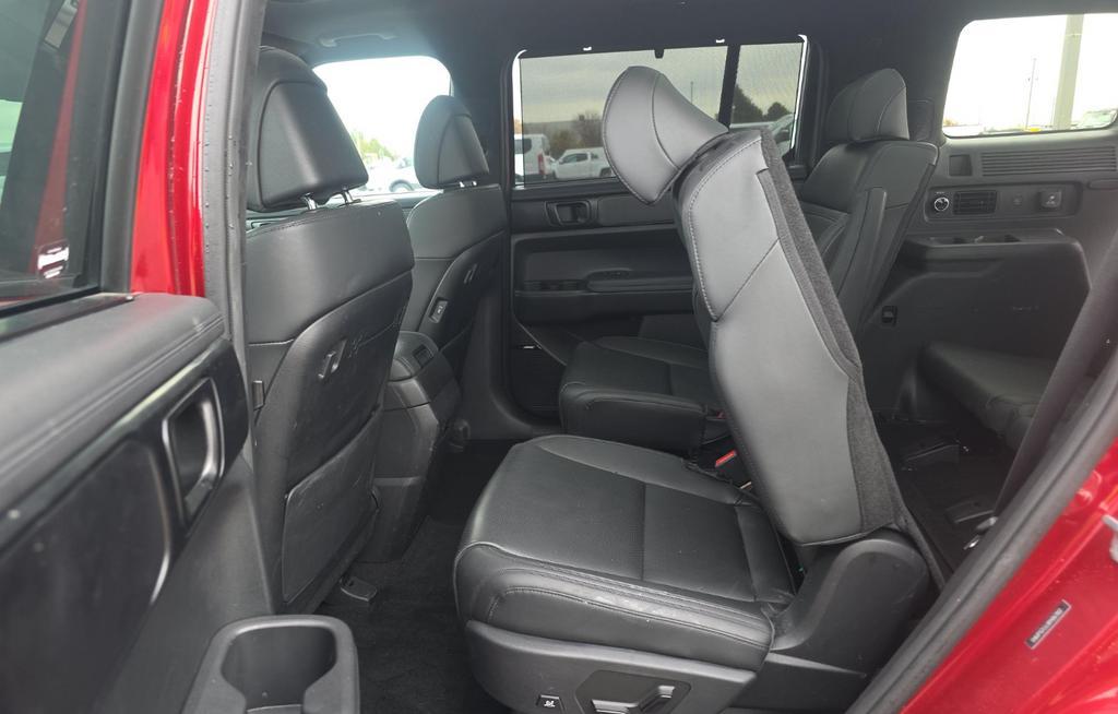 used 2024 Hyundai Santa Fe car, priced at $36,516