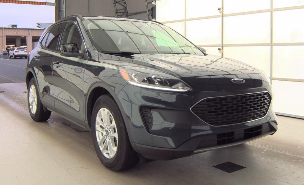 used 2022 Ford Escape car, priced at $25,367