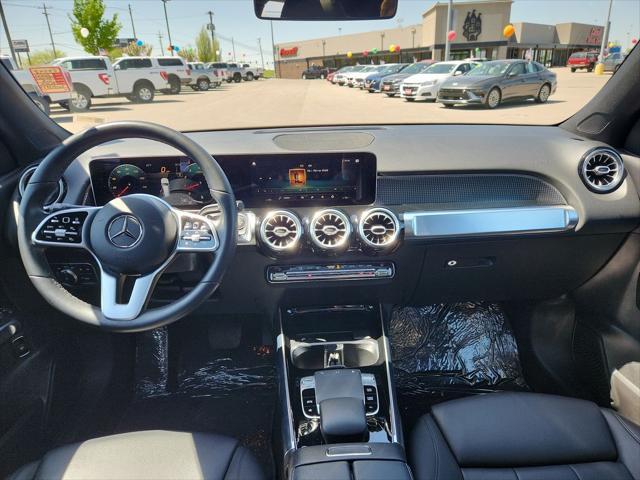 used 2020 Mercedes-Benz GLB 250 car, priced at $27,451